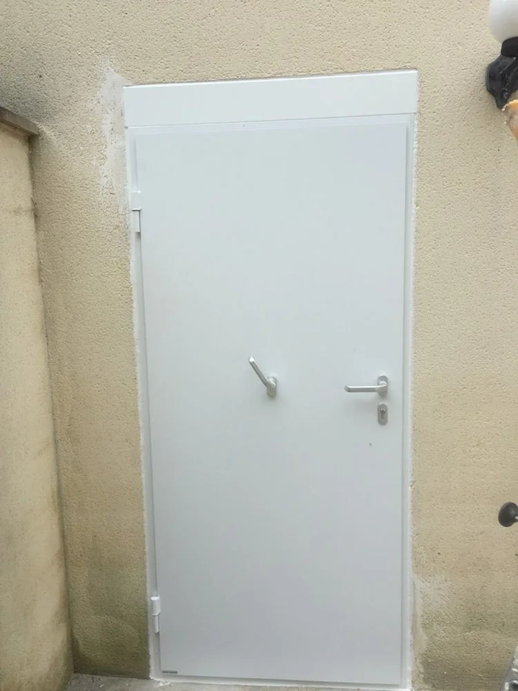 AquaLOCK flood door